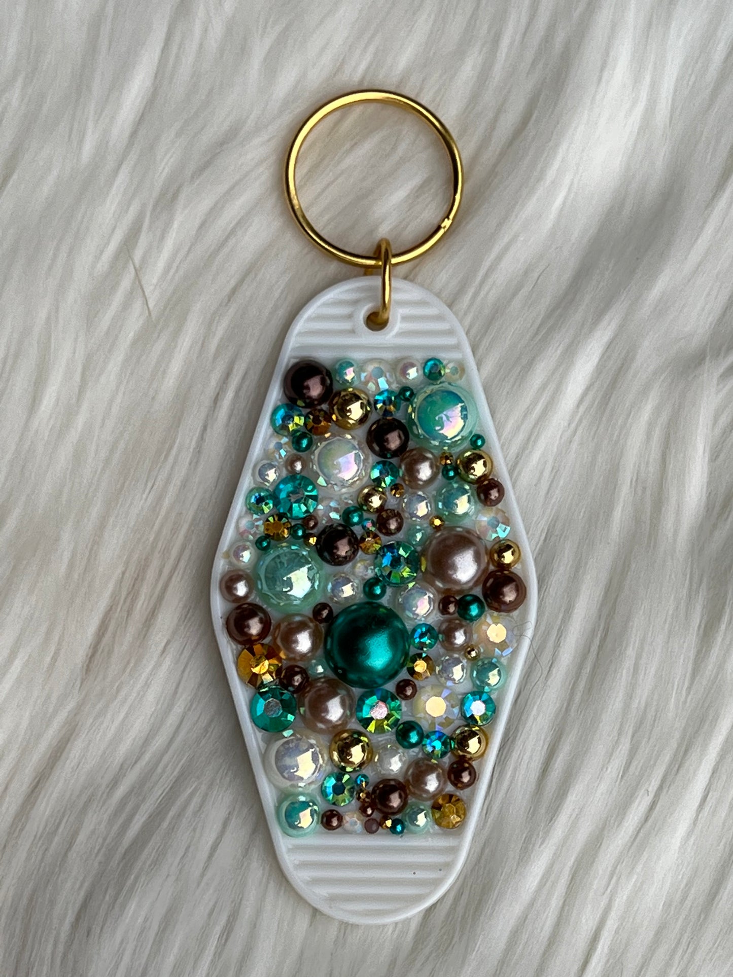 Pearl/rhinestone keychain