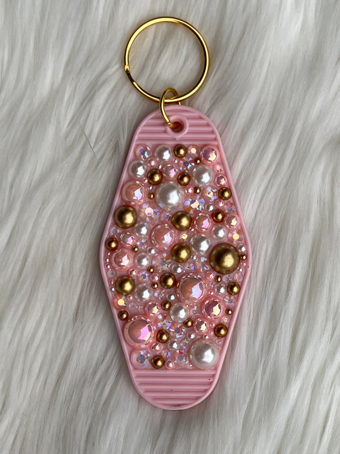 Pink pearl/rhinestone keychain